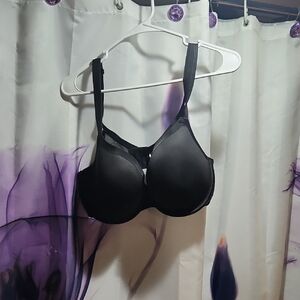Cacique Black Women's Bra. 38DDD. EUC
